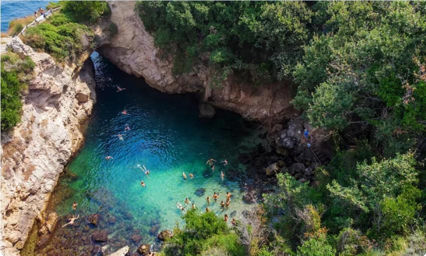 מסה לוברנסה Un Paradiso A Sorrento Con Piscina מראה חיצוני תמונה