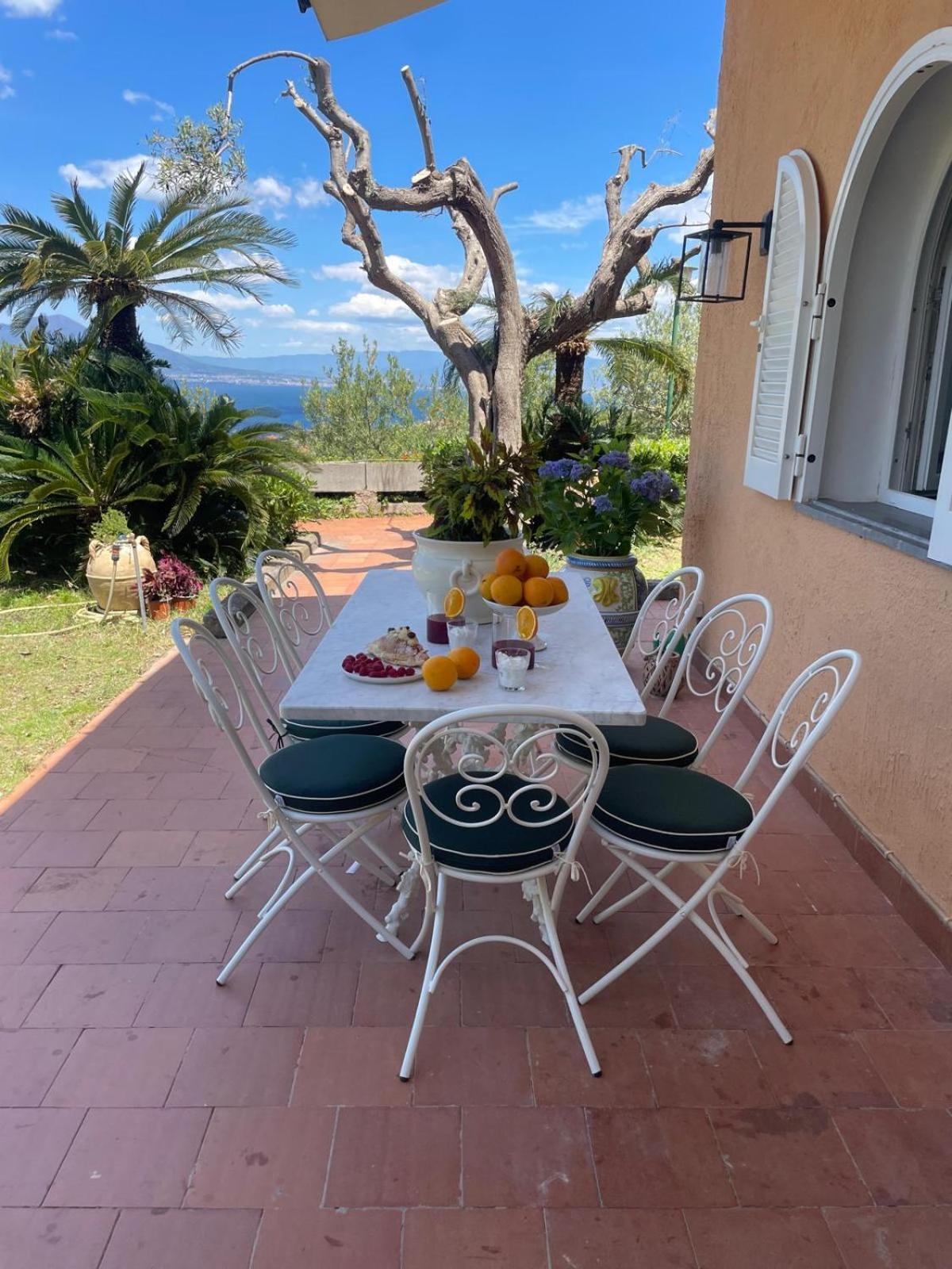 מסה לוברנסה Un Paradiso A Sorrento Con Piscina מראה חיצוני תמונה