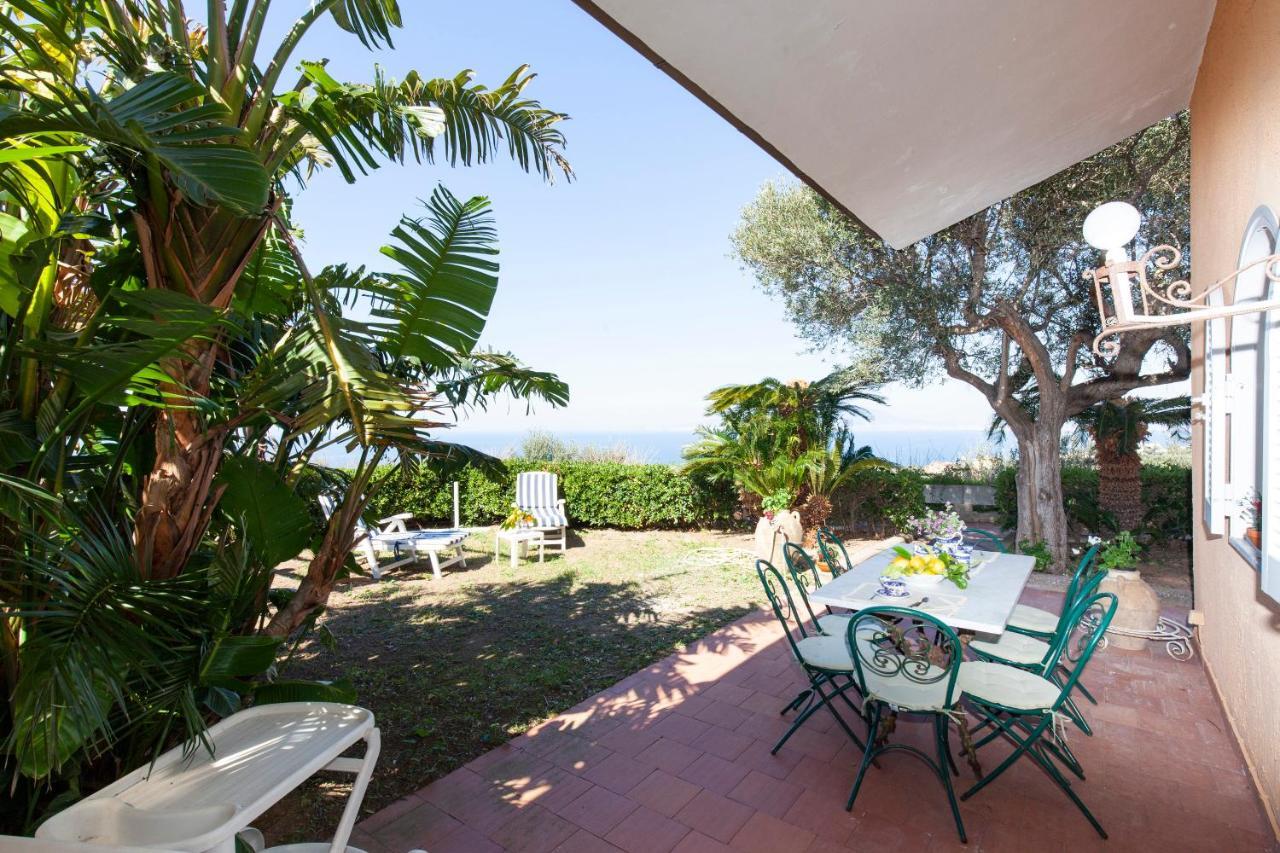 מסה לוברנסה Un Paradiso A Sorrento Con Piscina מראה חיצוני תמונה